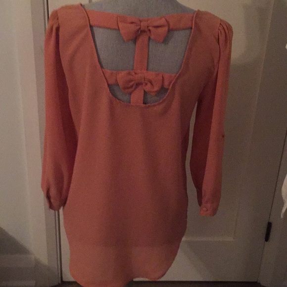 Blouse - Picture 2 of 2